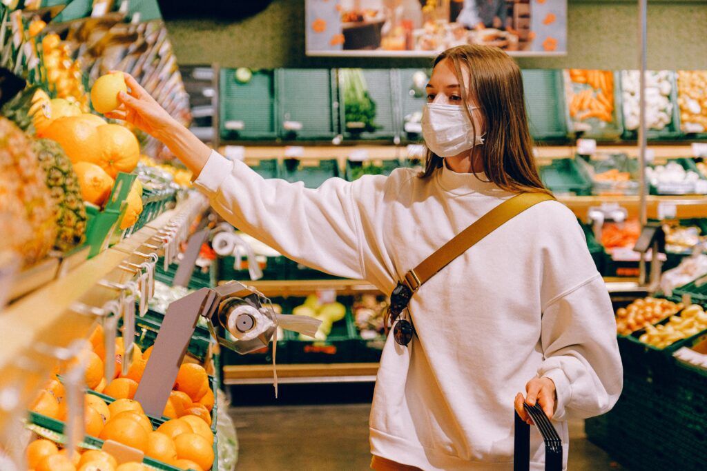 Persona comprando