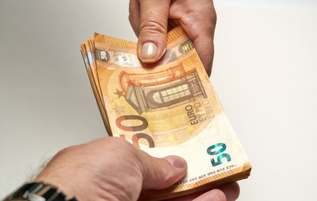 Dinero de estrategias de inversión
